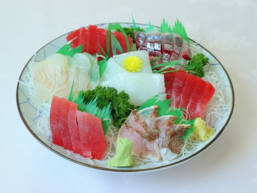 【地魚と地物野菜のプラン＝夕食、本館】地物野菜と銚子港直送海の幸お任せメニュー【１泊２食付】